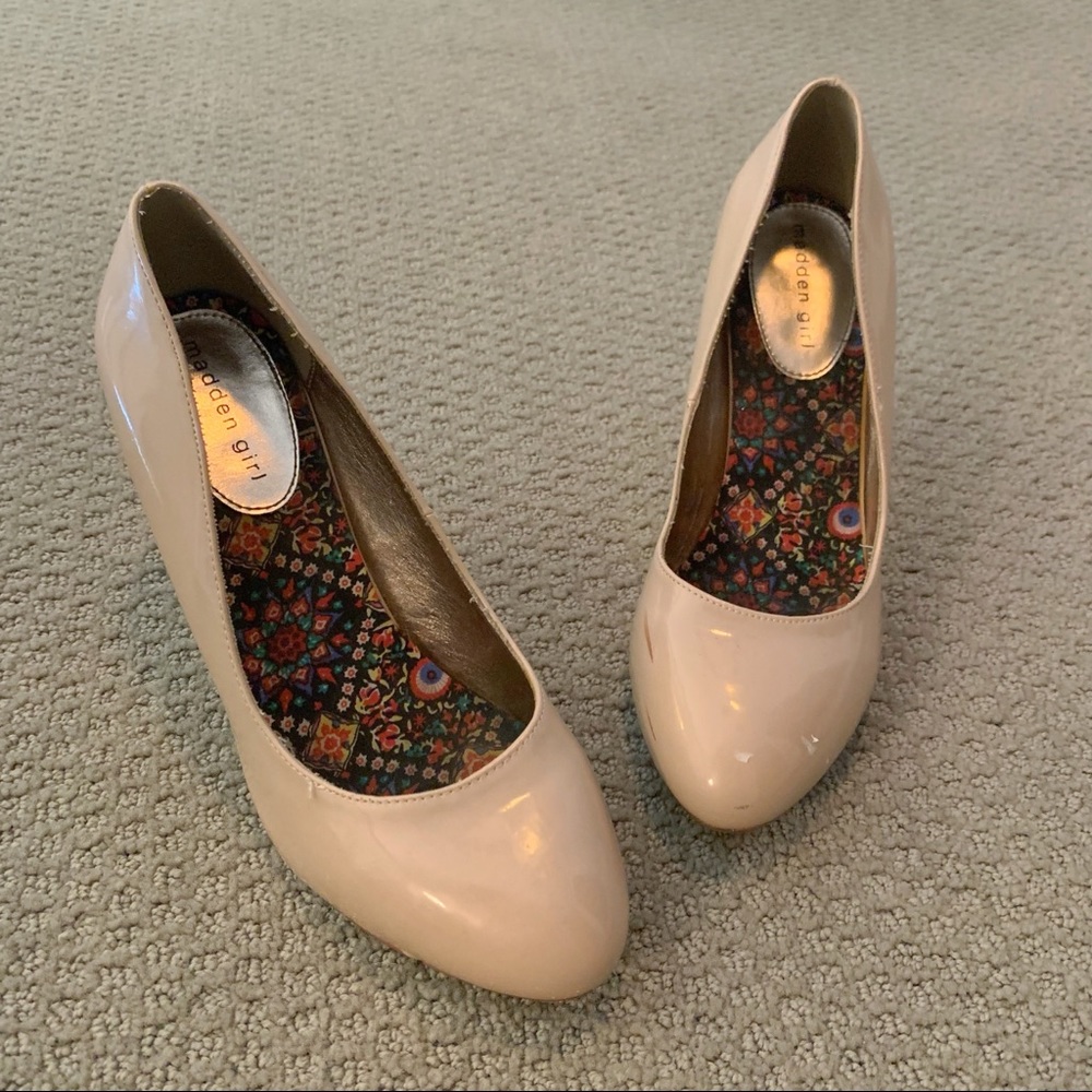 Madden Girl Nude Peach Stilleto Comfy Heels with Round Toe